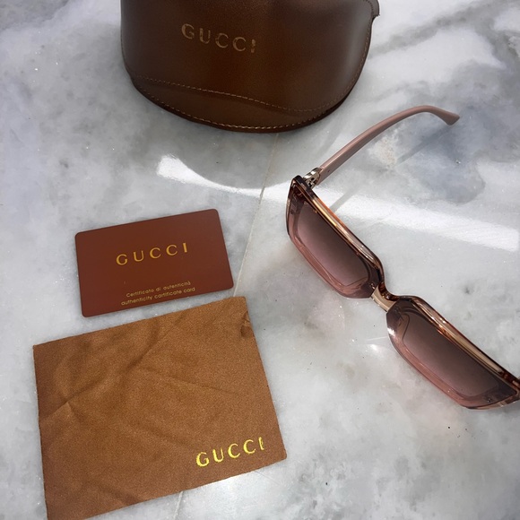 Gucci Pink and Gold Women's Sunglasses - Picture 4 of 10